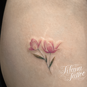 木蓮のファインライン ・タトゥー