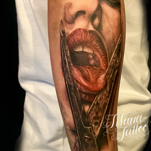 ハサミ|女のタトゥー