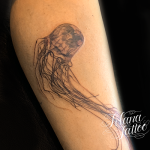 クラゲのタトゥー