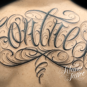 チカーノ・レタリングタトゥー