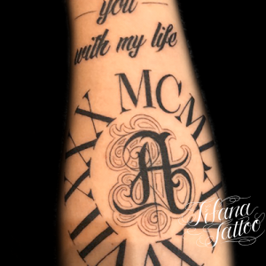 レタリングタトゥー