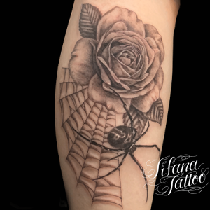 薔薇|蜘蛛のタトゥー