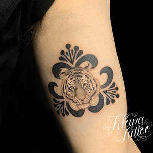 虎のファインライン・タトゥー