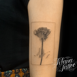 薔薇のタトゥー