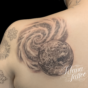 宇宙のタトゥー