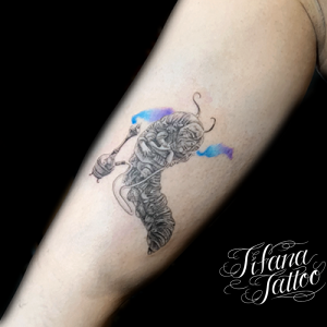 イモムシのタトゥー