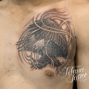 イーグルのタトゥー