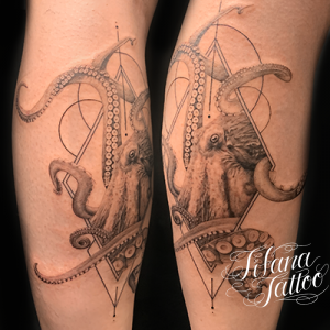 タコとジオメトリックのファインライン・タトゥー