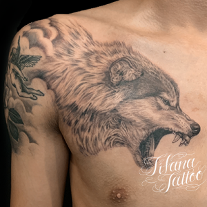 オオカミのタッチアップ・タトゥー