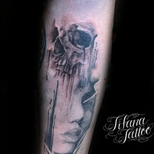 スカル|女性のタトゥー