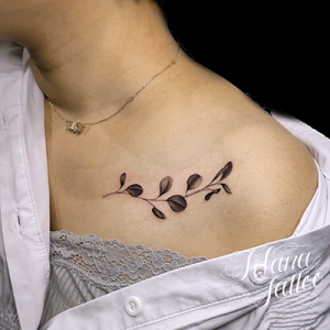 リーフのボタニカルタトゥー