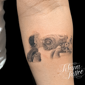 映画「E.T」のワンシーン・タトゥー