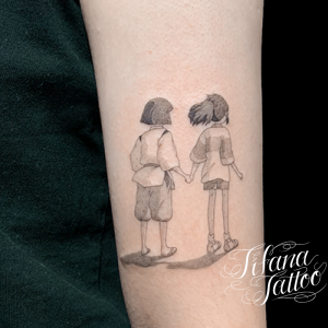 千と千尋の神隠しのファインライン・タトゥー