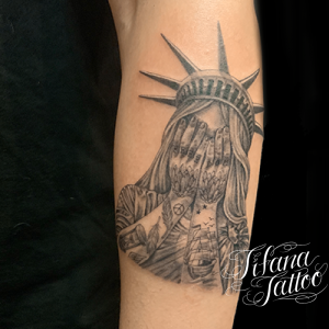 自由の女神のチカーノ・タトゥー