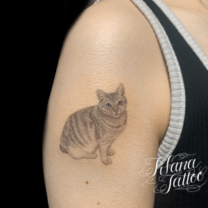 愛猫のポートレートタトゥー