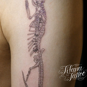 蜥蜴のスカルタトゥー