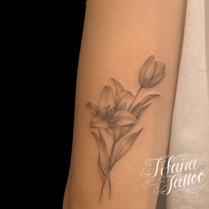 ユリ|チューリップのタトゥー